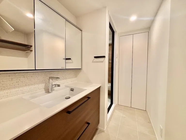 ドミール五番町